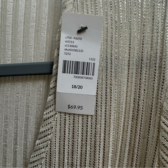 🫧 NWT Lane Bryant Shimmering Shiny Blouse Size 18/20 Color Ivory - Picture 4 of 7